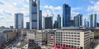 Photo of city skyline