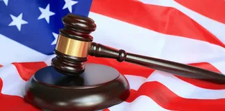 Toys ‘R’ Us Creditor Trust Sues Former Owners Toys ‘R’ Us Creditor Trust Sues Former Owners